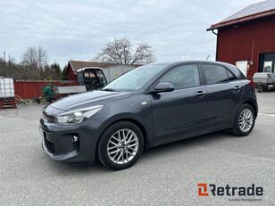 хэтчбек KIA Rio 1.2 Advance Plus