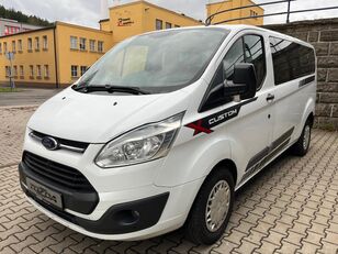 пассажирский микроавтобус Ford Transit Custom 2,2 TDCi / 9- mst /