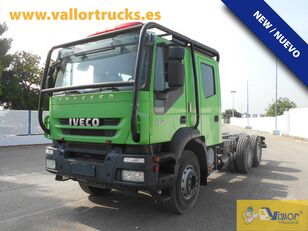 грузовик шасси IVECO Trakker 420