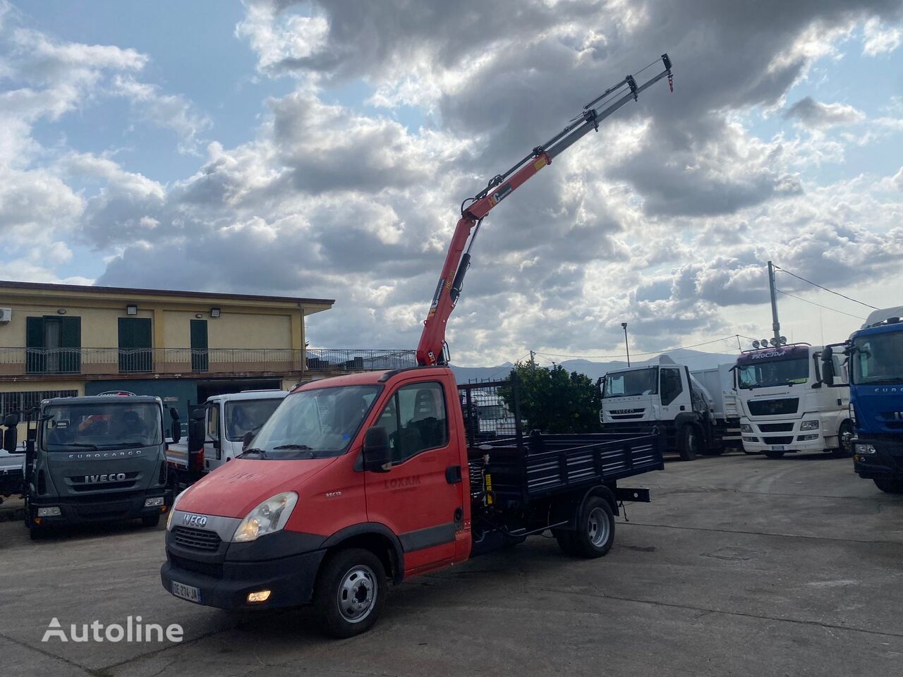 самосвал < 3.5т IVECO DAILY 35C13